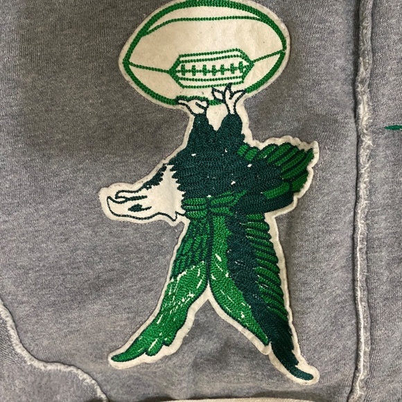 Clothes - Picture 3 of 7